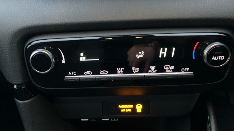 Toyota Yaris 1.5 Hybrid Design 5dr CVT Hybrid Hatchback